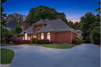 104 Oakland Hills Court, Johns Creek, GA 30097 - Photo 4