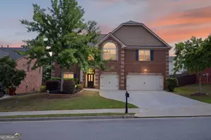 6248 Brookridge Dr, Flowery Branch, GA 30542 - Photo 2
