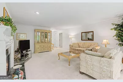 23201 Plantation Drive, Atlanta, GA 30324 - Photo 20
