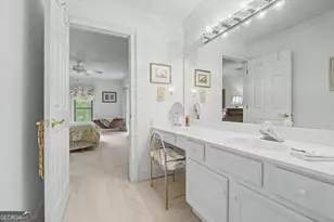 23201 Plantation Dr, Atlanta, GA 30324 - Photo 10