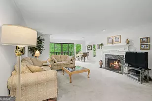 23201 Plantation Dr, Atlanta, GA 30324 - Photo 22