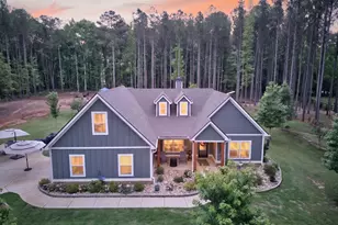 31 Ozark Woods Dr, Newnan, GA 30263 - Photo 1
