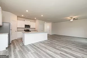 391 Sand Dune Way, Conyers, GA 30013 - Photo 4