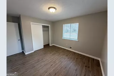 816 Jesters Lake Drive, Jonesboro, GA 30236 - Photo 10