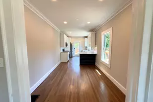21 Buchanan St, Newnan, GA 30263 - Photo 8
