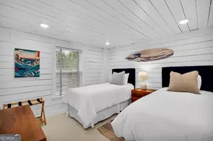 15 Izlar Ave, Tybee Island, GA 31328 - Photo 10