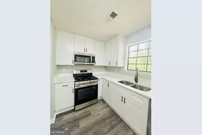 70 Darwin Drive, Jonesboro, GA 30238 - Photo 10