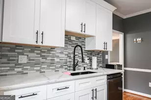 304 Bridle Path, Marietta, GA 30068 - Photo 6