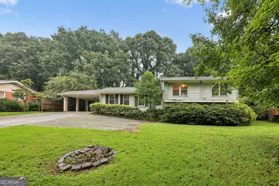 2119 Vistadale Court, Tucker, GA 30084 - Photo 2