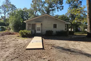 344 E Main St, Statesboro, GA 30458 - Photo 2