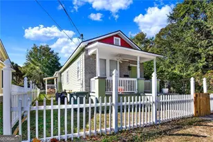 1015 W 36th St, Savannah, GA 31415 - Photo 1