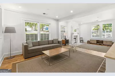 737 Matilda Place NW, Atlanta, GA 30318 - Photo 10