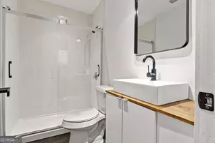 737 Matilda Pl NW, Atlanta, GA 30318 - Photo 18