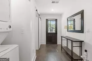 737 Matilda Pl NW, Atlanta, GA 30318 - Photo 14