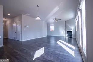 325 Park W Blvd, Athens, GA 30606 - Photo 10