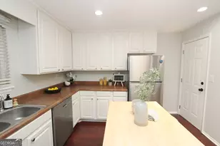 346 Carpenter Dr, Atlanta, GA 30328 - Photo 20