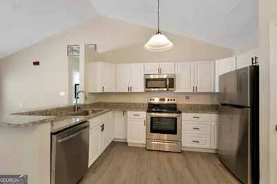 107 Woodridge Drive, Stockbridge, GA 30281 - Photo 6