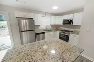 675 Lakeridge Dr, Conyers, GA 30094 - Photo 6