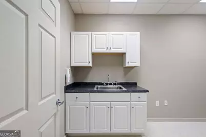 6 Jefferson Parkway #SUITE D, Newnan, GA 30263 - Photo 4