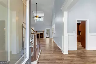 104 Hidden Springs Dr, Lagrange, GA 30240 - Photo 2