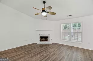 171 Lake Cove Approach, Newnan, GA 30265 - Photo 8