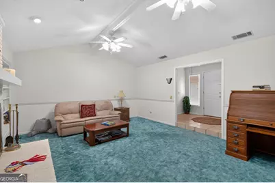 221 Azalea Drive, Statesboro, GA 30458 - Photo 4
