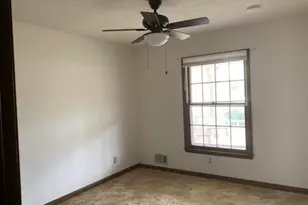 117 Russell Cir, McDonough, GA 30252 - Photo 4