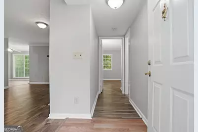 704 Glenleaf Drive, Peachtree Corners, GA 30092 - Photo 2