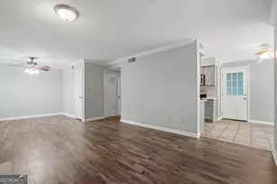 704 Glenleaf Dr, Peachtree Corners, GA 30092 - Photo 8