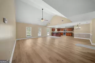 303 Peg-Wen Blvd, Statesboro, GA 30461 - Photo 6