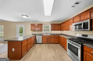 303 Peg-Wen Blvd, Statesboro, GA 30461 - Photo 8