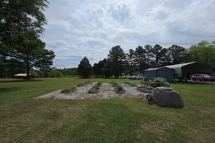 395 E Milner Rd, Zebulon, GA 30295 - Photo 28
