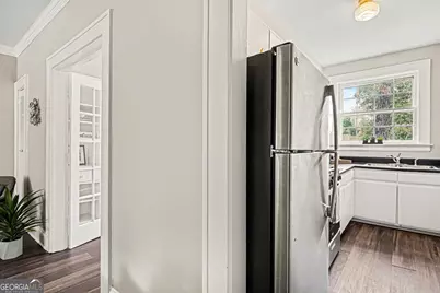 21 Peachtree Memorial Drive NW #8A, Atlanta, GA 30309 - Photo 18