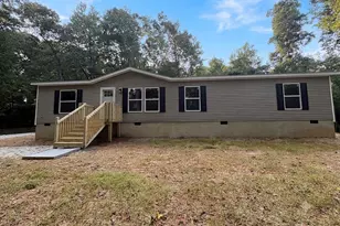 1020 Neal Rd, Commerce, GA 30530 - Photo 1