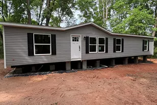 1018 Neal Rd, Commerce, GA 30530 - Photo 1
