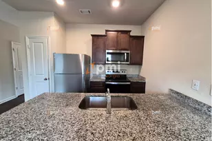 511 Highwood Ln, East Point, GA 30344 - Photo 2