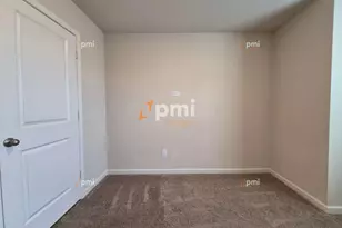 511 Highwood Ln, East Point, GA 30344 - Photo 8
