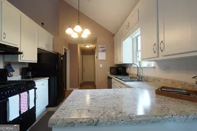 164 Lakepointe Court, Stockbridge, GA 30281 - Photo 18