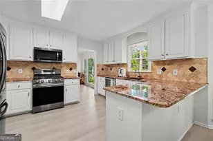 489 Broadstone Way NW, Acworth, GA 30101 - Photo 2