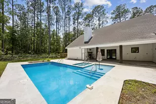 7097 Harrietts Bluff Rd, Woodbine, GA 31569 - Photo 2