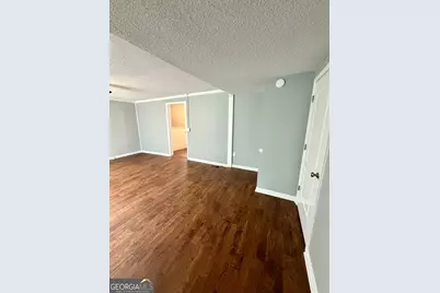 666 Woolfolk Street, Macon, GA 31217 - Photo 6