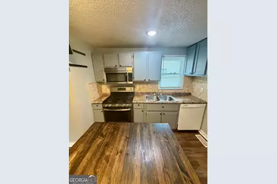 666 Woolfolk Street, Macon, GA 31217 - Photo 30
