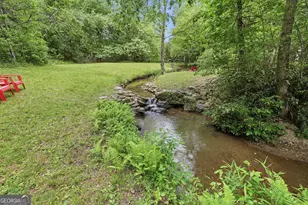 320 Sweetwater Dr, Clarkesville, GA 30523 - Photo 2