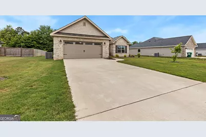 248 Overton Drive, Perry, GA 31069 - Photo 2