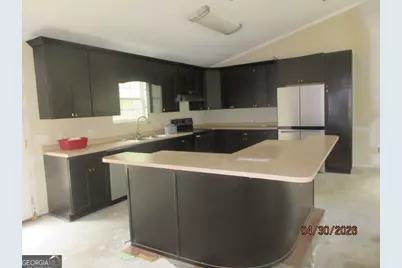 237 Milton Varnadore Rd, Reidsville, GA 30453 - Photo 2