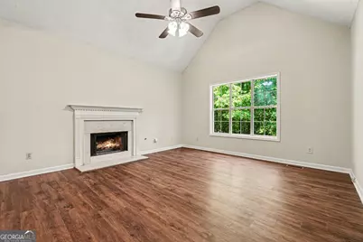181 N Springs Drive, Acworth, GA 30101 - Photo 4