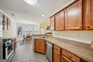 25 Pacific Ave, Sharpsburg, GA 30277 - Photo 16