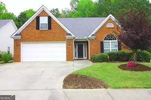 25 Pacific Ave, Sharpsburg, GA 30277 - Photo 1