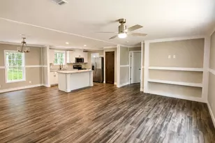 437 Hall, Franklin, GA 30217 - Photo 4