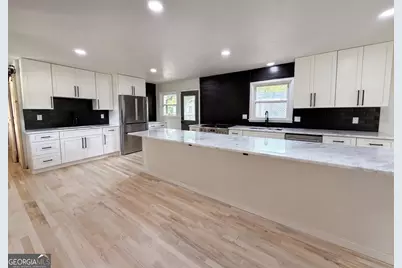 3807 Greenhill Drive, Chamblee, GA 30341 - Photo 14